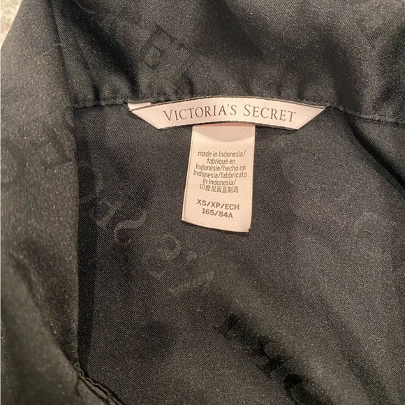 VICTORIAS SECRET shorts pajama set, XS - Picture 3 of 4